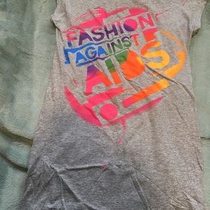 EUC H and M  fashion against aids tee size 2